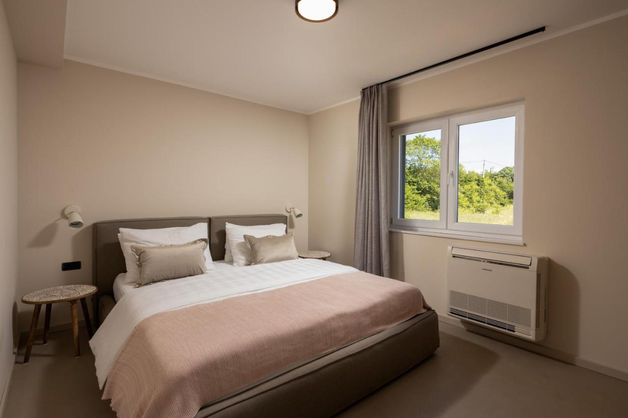 3 Luxury Bedroom Apartment Emma Сини Екстериор снимка